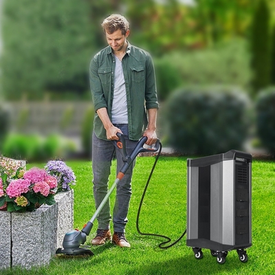 ক্যাম্পিংয়ের জন্য 2500W 2000watt UPS লি আয়ন পাওয়ার স্টেশন পোর্টেবল সোলার ব্যাটারি ব্যাকআপ